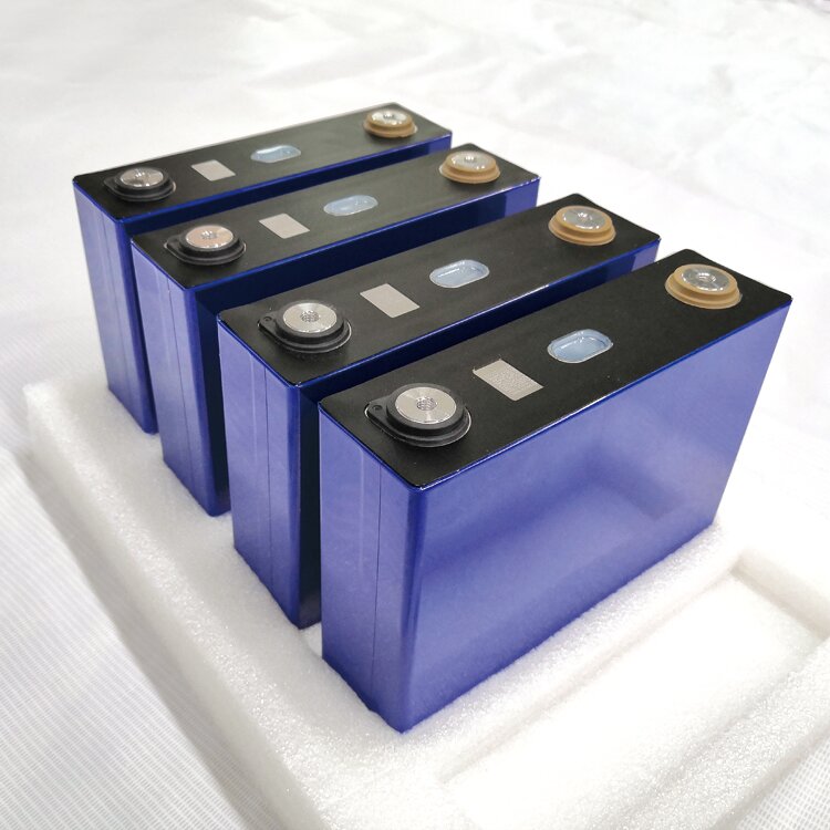 LiFePO4 batteries use lithium iron phosphate as the cathode material LiFePO4 batteries use lithium iron phosphate as the cathode material
